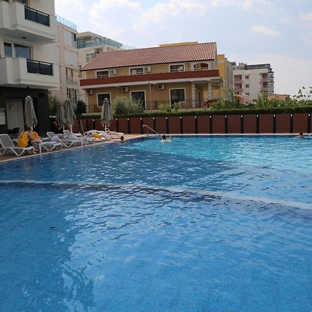 Riviera Palace Shëngjin Εξωτερικό φωτογραφία